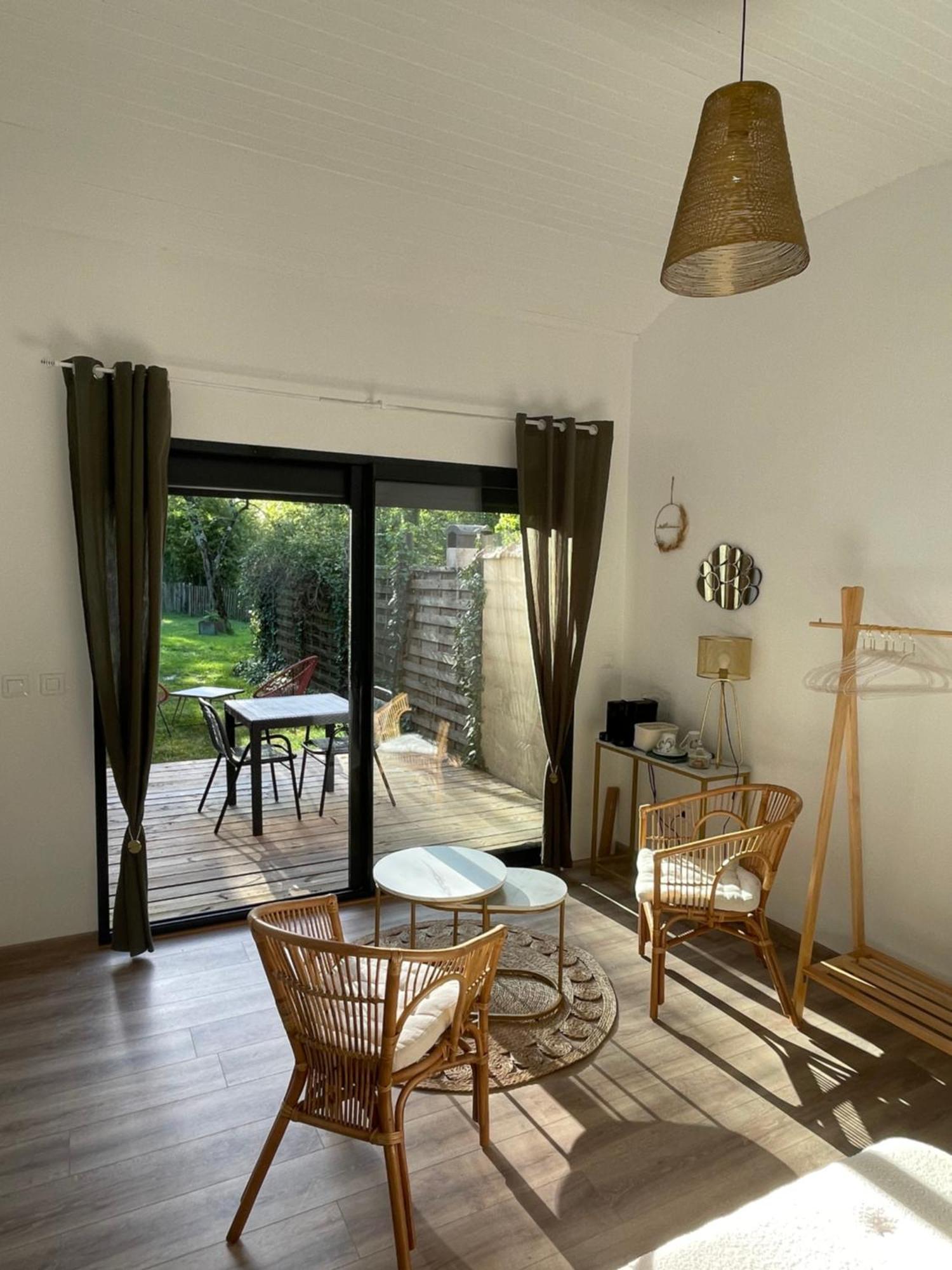 Bed and Breakfast Instant Zen Saint-Vivien-de-Médoc Esterno foto